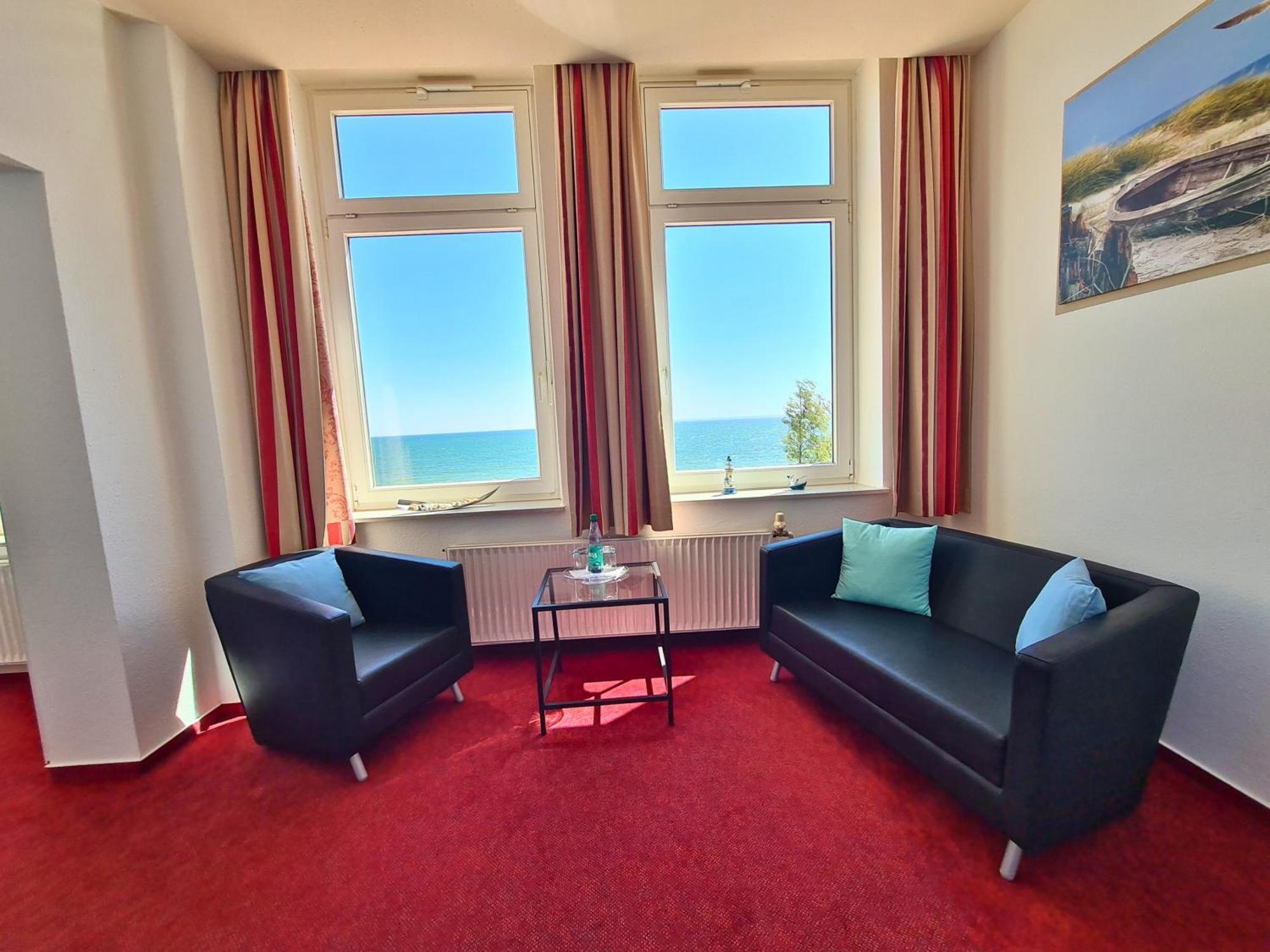 Zeitlos Hotel Garni Scharbeutz Buitenkant foto