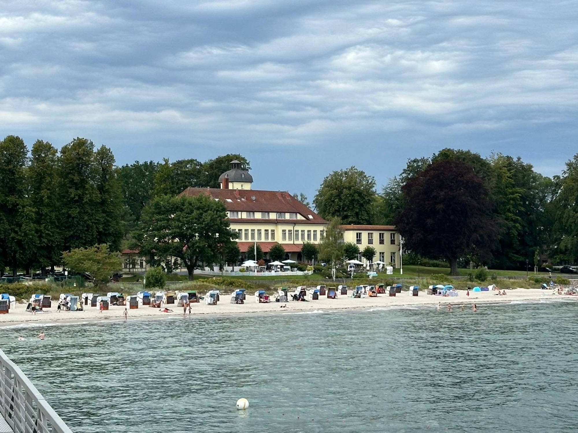 Zeitlos Hotel Garni Scharbeutz Buitenkant foto